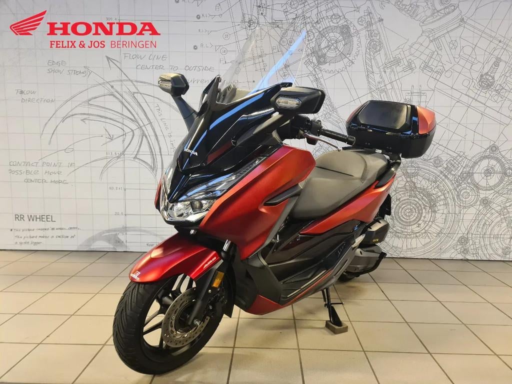 Honda NSS 125 Forza (année de construction 2019), Motos, Scooter, Entreprise, 125 cm³, Jusqu'à 11 kW