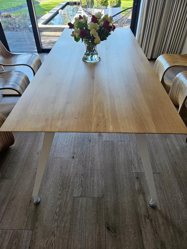 Moderne eiken tafel, Ophalen, Zo goed als nieuw, Eikenhout