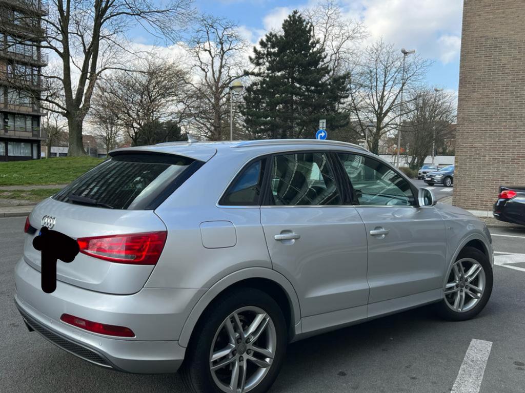 Audi Q3 S Line, Auto's, Automaat, Euro 5, Zwart, Leder en Stof