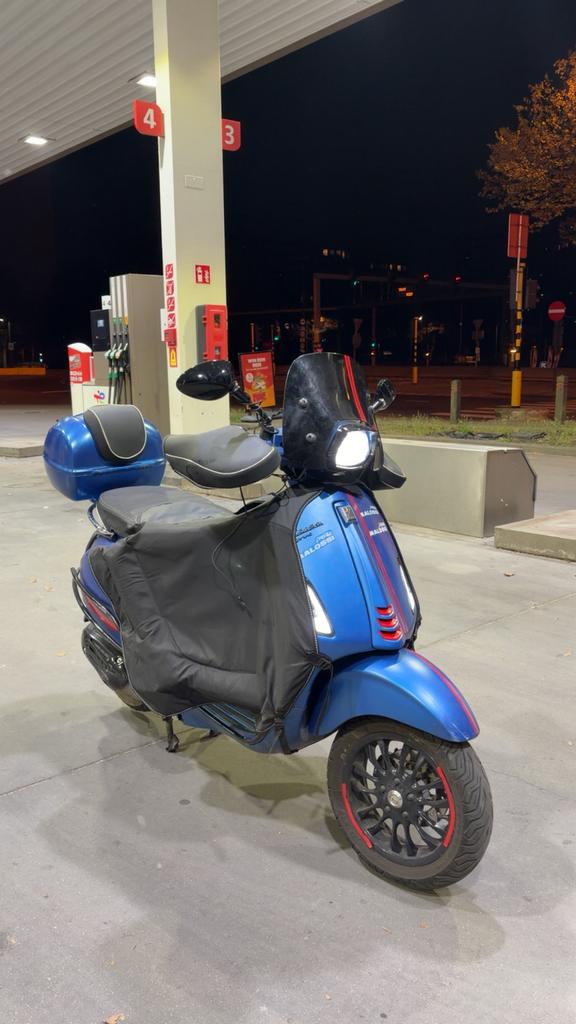 Vespa sprint full malossi 80cc, Vélos & Vélomoteurs, Scooters | Piaggio, Comme neuf, Enlèvement ou Envoi