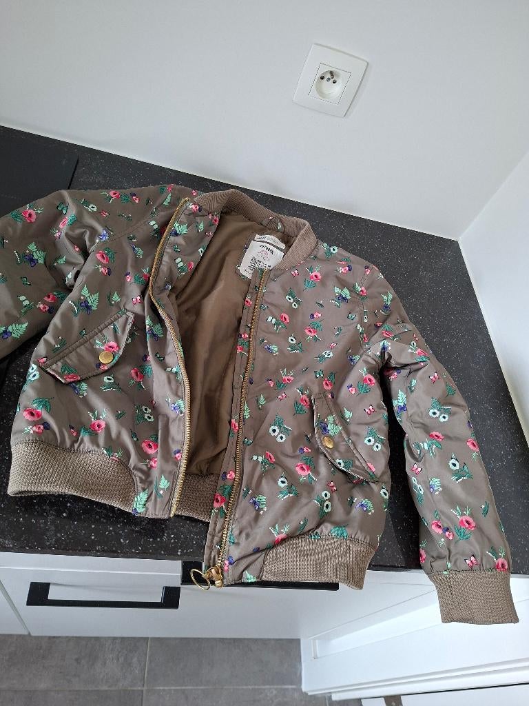 Jas kinderen, Ophalen, Zo goed als nieuw, Maat 140