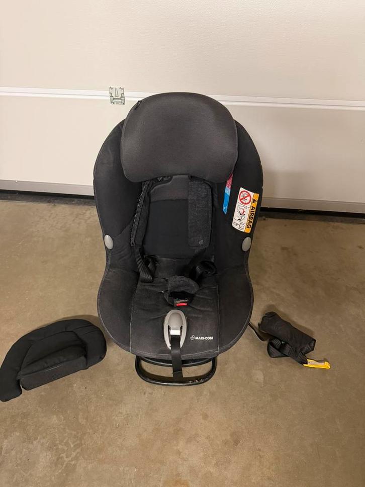 2 autostoelen met isofix maxi cosi, Kinderen en Baby's, Autostoeltjes, Zo goed als nieuw, Isofix, Ophalen