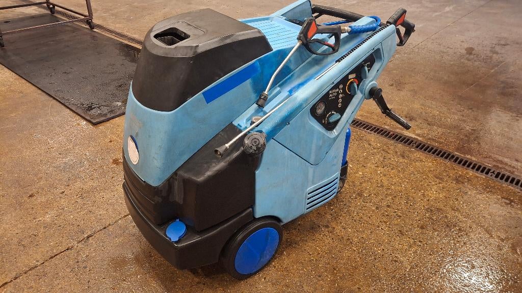 Nilfisk hogedrukreiniger, Tuin en Terras, Hogedrukreinigers, Ophalen, Gebruikt, Nilfisk