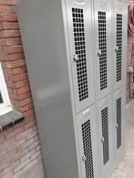 Casier ventilé... comme neuf.. hauteur 1m90..., Enlèvement ou Envoi