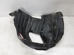 PARE BOUE AVANT DROIT Suzuki Vitara (LY / MY) (7232154P0), Garde-boue, Mevr. I. Hauben, Utilisé, Droite