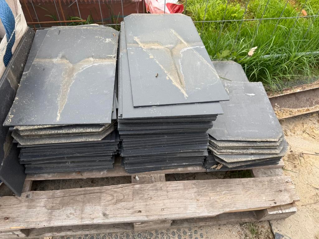 Leien dakbedekking, Enlèvement, Comme neuf