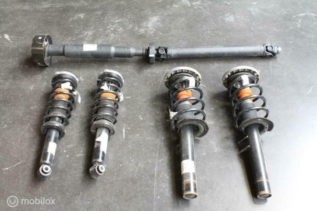 Amortisseur devant G ou D BMW x4 f26 (2014-....)