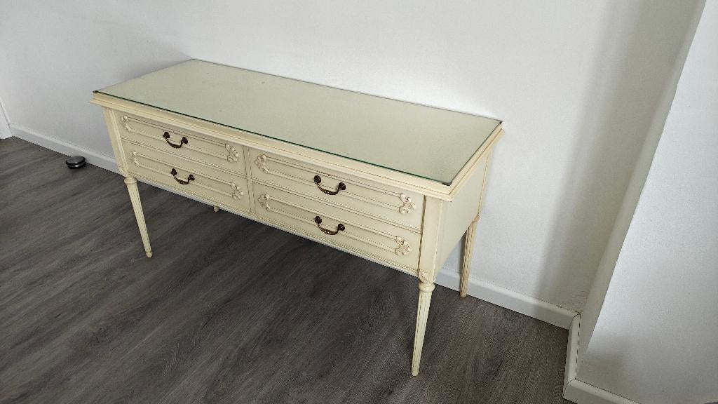 Coiffeuse blanche de style français (avec miroir assorti), Maison & Meubles, Tables | Coiffeuses, Utilisé, Moins de 100 cm, 100 à 150 cm