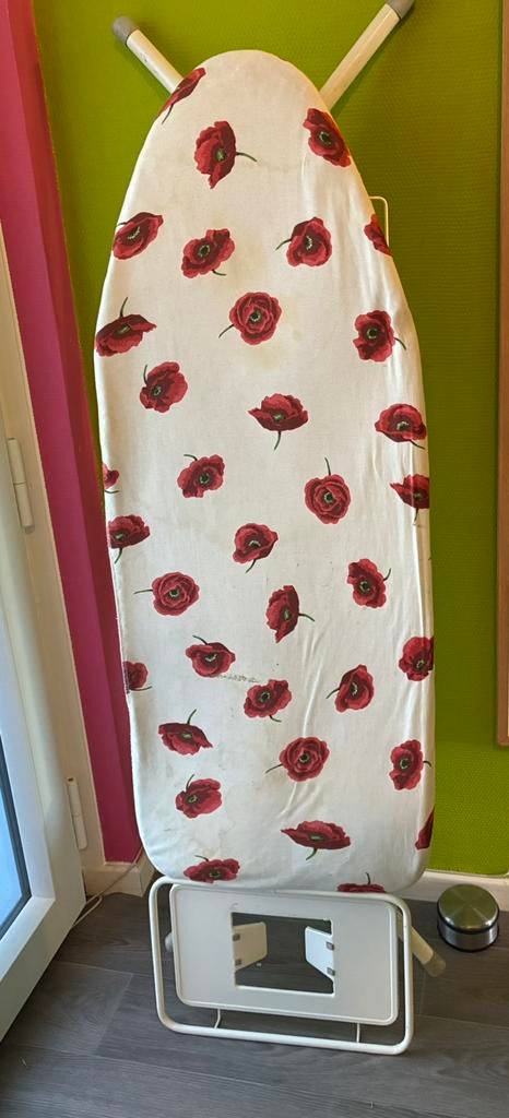 Planche à repasser, Enlèvement, Utilisé