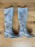Bottes hauteur genou en daim beige Gabor, Vêtements | Femmes, Enlèvement, Beige, Bottes hautes