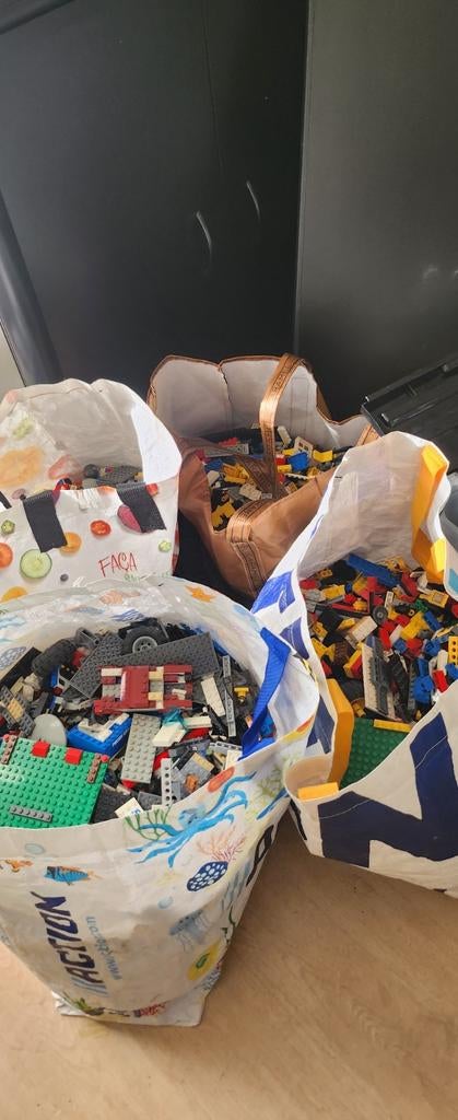 Lego, ook oude lego 50 jaar oud, Ophalen