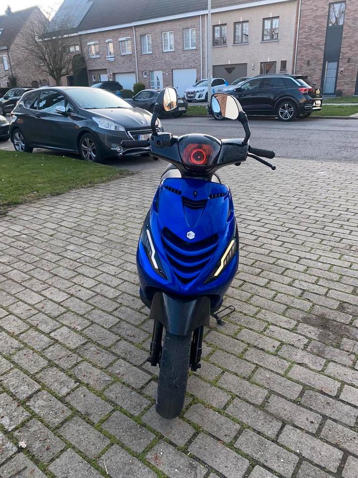 Piaggio zip B-klasse”70cc”, Fietsen en Brommers, Scooters | Piaggio, Zo goed als nieuw, Zip, Benzine, Ophalen