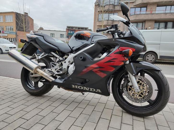 CBR 600f, Motos, Motos Autre