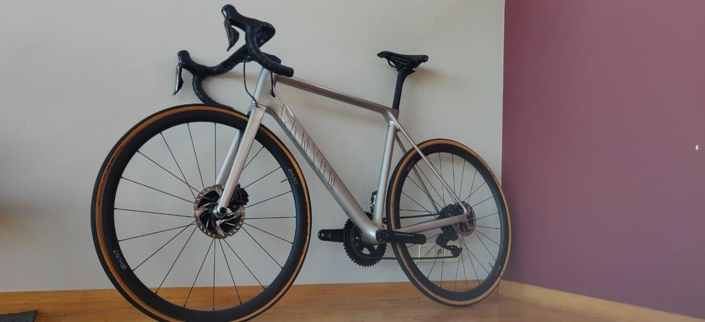 Canyon Ultimate CFR Medium, Vélos & Vélomoteurs, Vélos | Vélos de course, Carbone, Enlèvement ou Envoi