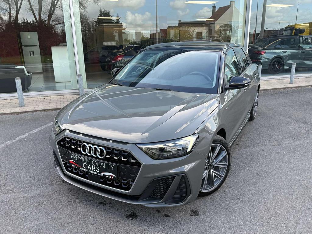 Audi A1 S line / CARPLAY / CAMERA / AUTOMAAT / AIRCO /, Auto's, Automaat, Stof, 4 cilinders, 1245 kg