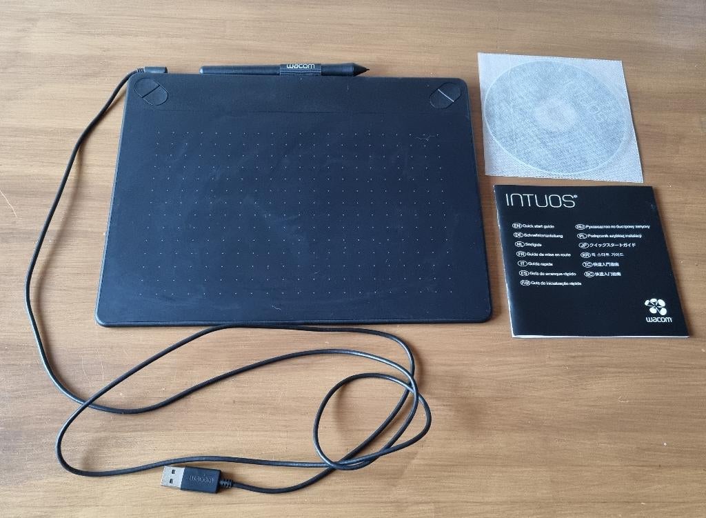 Wacom tekentablet CTH 690, Computers en Software, Tekentablets, Gebruikt, Multi-touch, Ophalen of Verzenden, Wacom