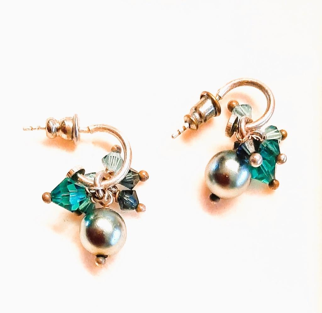 Te koop: Zo goed als nieuw! Leuke turquoise oorbelletjes, Handtassen en Accessoires, Oorbellen, Ophalen, Blauw, Zo goed als nieuw