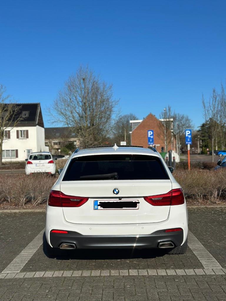 Bmw 520d Xdrive M pack Full, Autos, BMW, Particulier, Série 5, Apple Carplay, Diesel, Euro 6, Break, 5 portes, Automatique, Blanc
