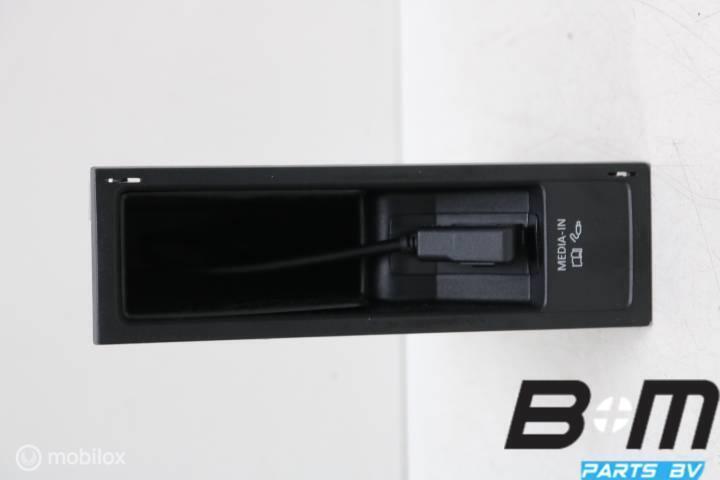 Media - in VW Scirocco FL 5N0035342G, Auto diversen, Autoradio's, Gebruikt