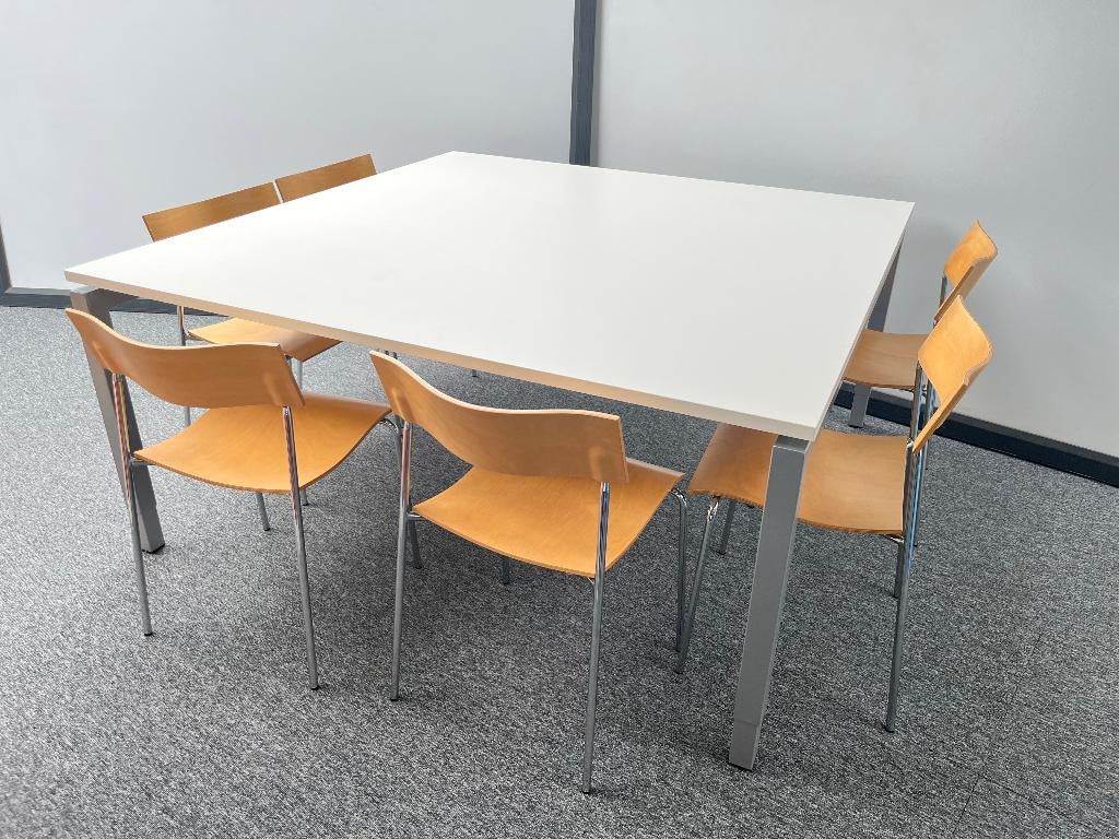 Vergadertafel, Aluminium (160x160), Huis en Inrichting, Tafels | Eettafels, Ophalen