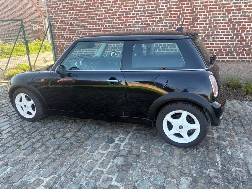 Mini cooper automaat, Auto's, Automaat, Parkeersensor, Zwart, Leder