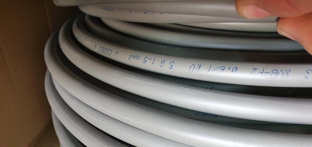 Kabel 5g 1.5 100 meter overschot, Ophalen