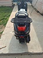 GTS 50cc klasse A, Fietsen en Brommers, Ophalen