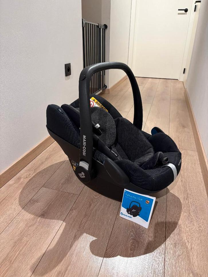 Maxi-Cosi Pebble Pro i-Size, Kinderen en Baby's, Autostoeltjes, Gebruikt, Maxi-Cosi, 0 t/m 13 kg, Autogordel of Isofix, Zijbescherming
