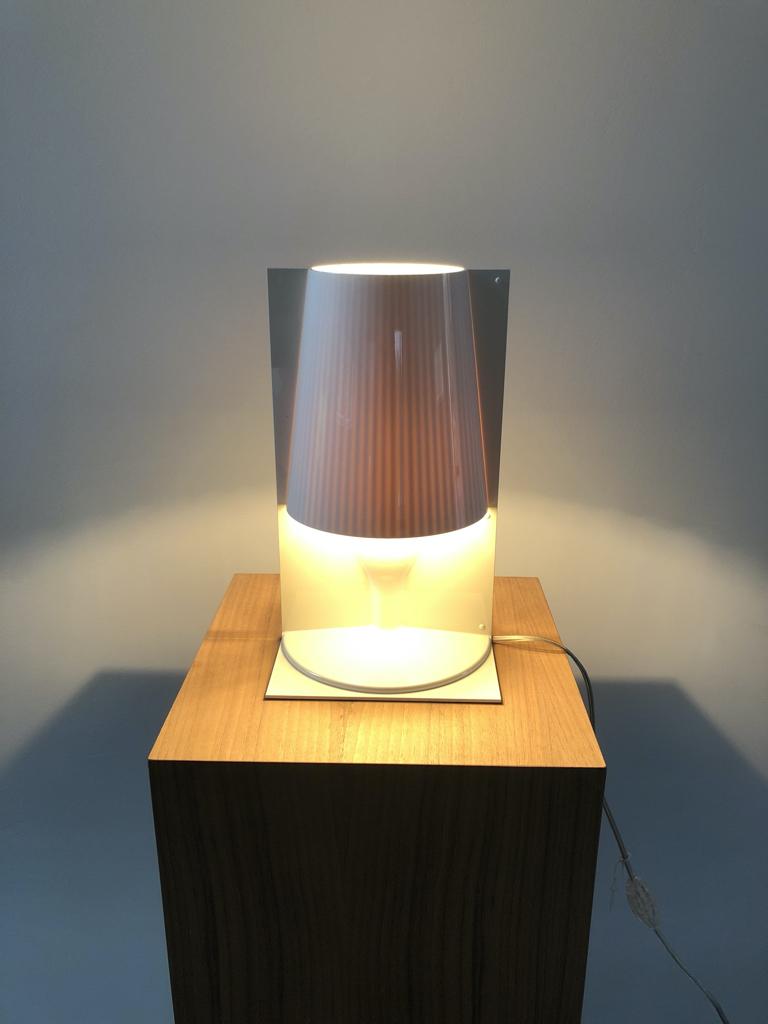 Kartell take tafellamp, Huis en Inrichting, Kunststof, Design, Ophalen of Verzenden, Zo goed als nieuw
