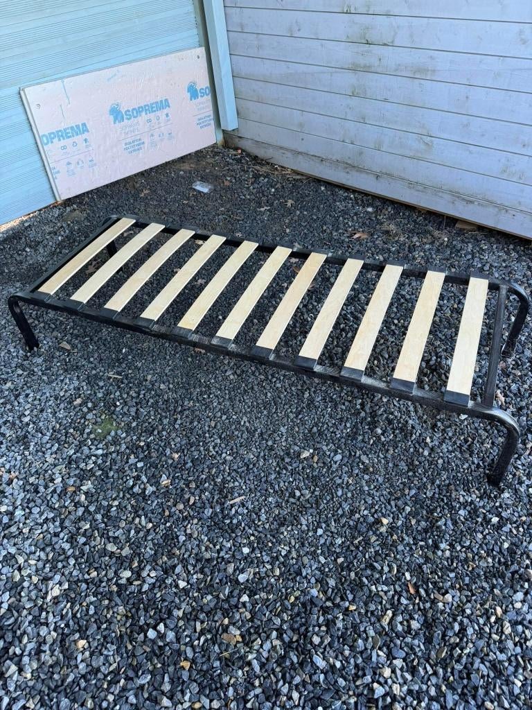 2 lits de caravane., Enlèvement, Comme neuf