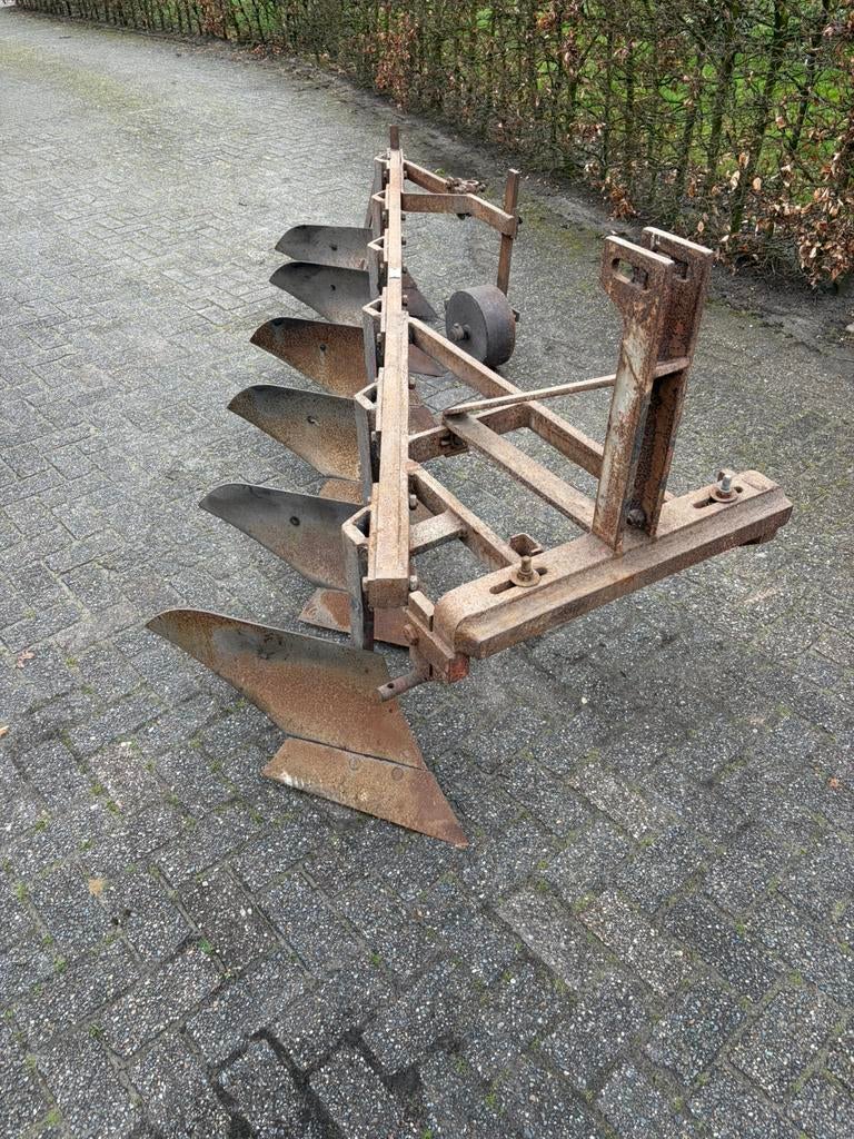 Rondgaande ploeg, Ophalen, Akkerbouw, Grondbewerking