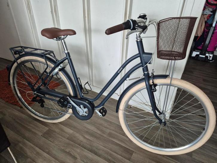Stadsfiets 28 inch maat L/XL, Fietsen en Brommers, Fietsen | Dames | Damesfietsen, Zo goed als nieuw, Overige merken, (Extra) lage instap