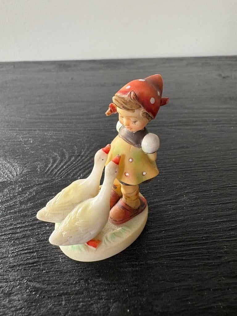 Hummel Goebel minitatuur, ganzenmeisje, Ophalen of Verzenden, Zo goed als nieuw, Hummel