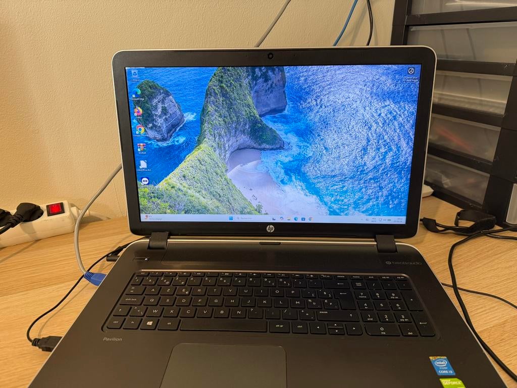 HP Pavilion 17-laptop — 480 GB SSD — 8 GB RAM, Computers en Software, Windows Laptops, Gebruikt, 17 inch of meer, SSD, 2 tot 3 Ghz