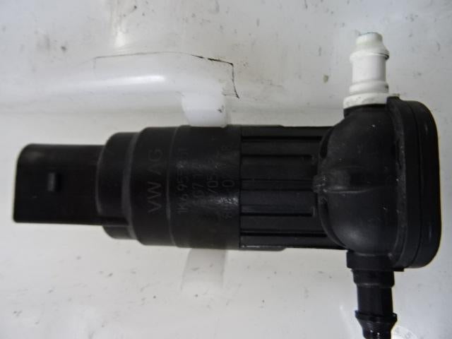 LAVE-GLACE POMPE AVANT Volkswagen Polo V (6R) (1K6955651), Utilisé, Volkswagen
