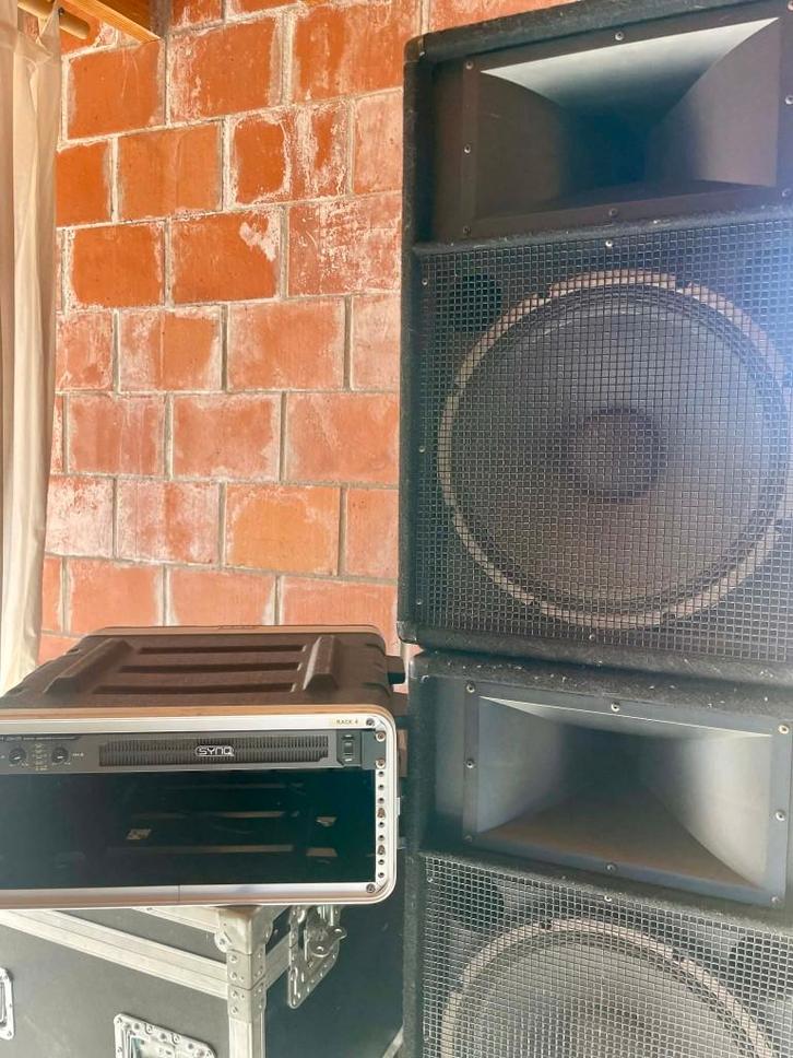 2x yamaha speakers 1000w RMS passief + sync 2k2 versterker, Muziek en Instrumenten, Versterkers | Keyboard, Monitor en PA, Gebruikt