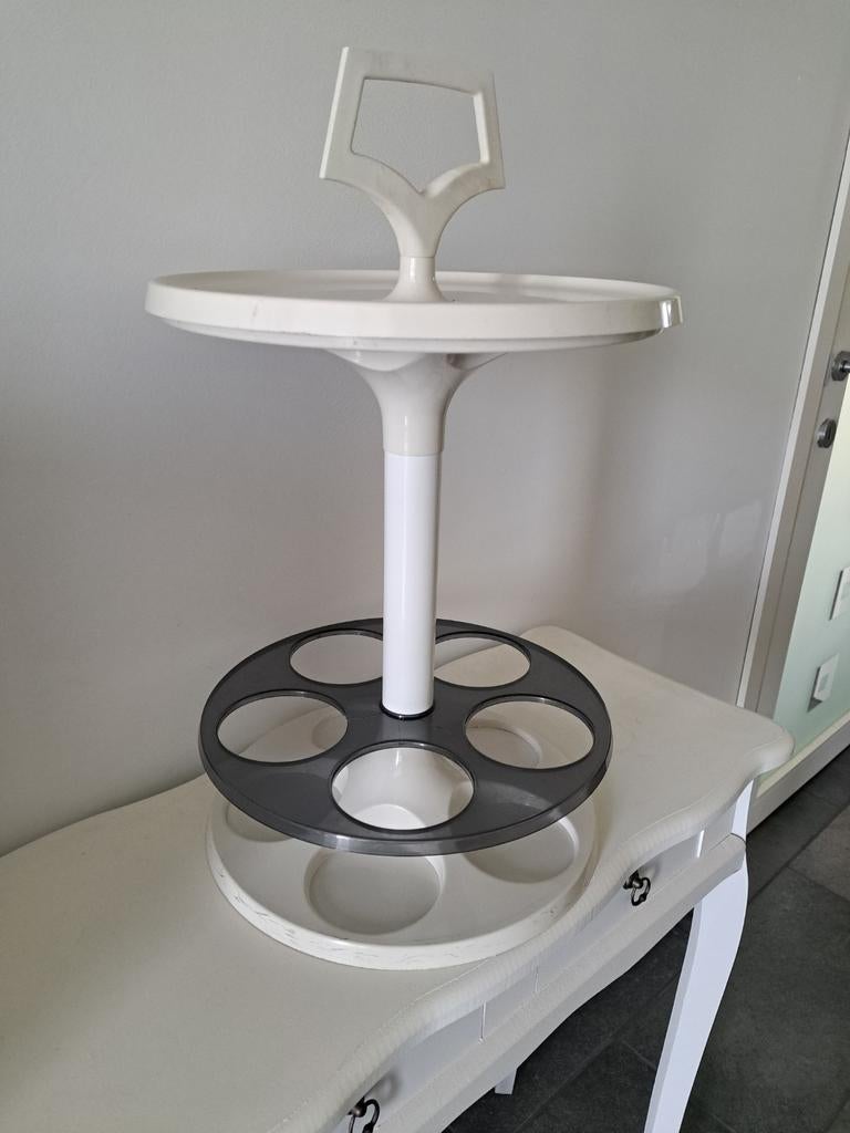 Vintage bijzettafeltje, Enlèvement