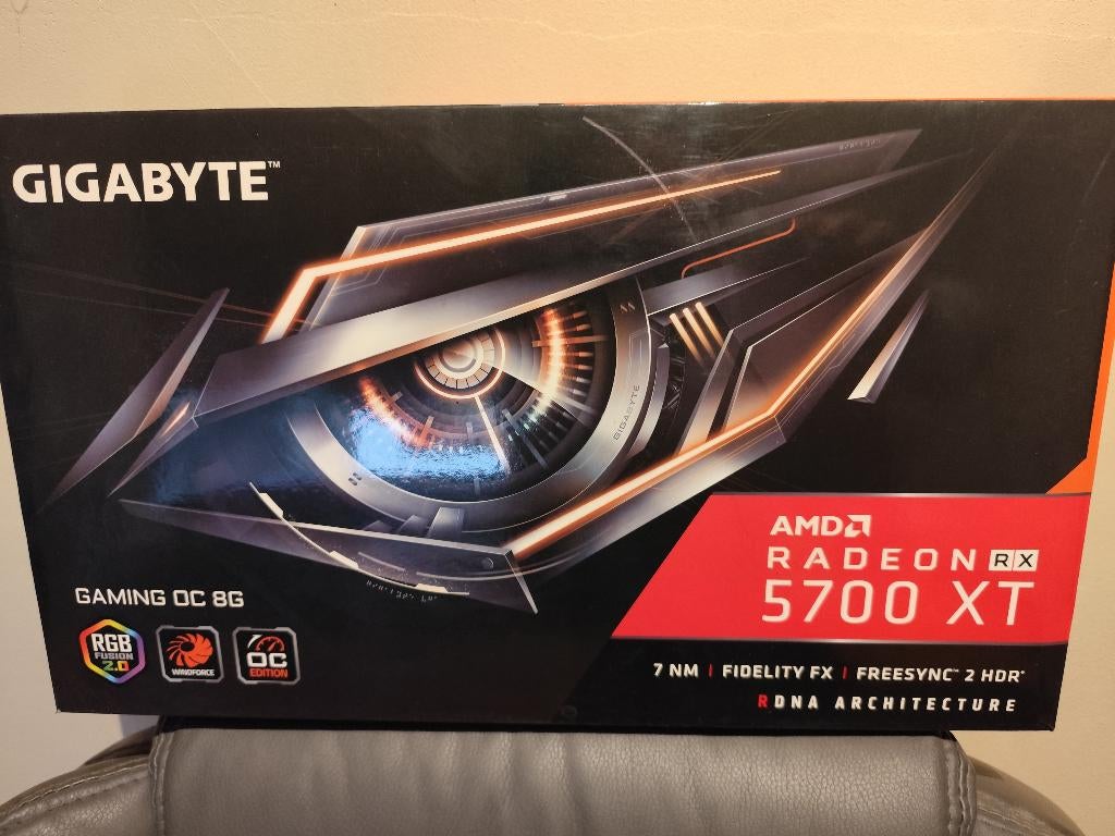 Gigabyte Radeon RX 5700 XT Gaming OC 8G Graphics Card, AMD, GDDR6, PCI-Express 4, Enlèvement