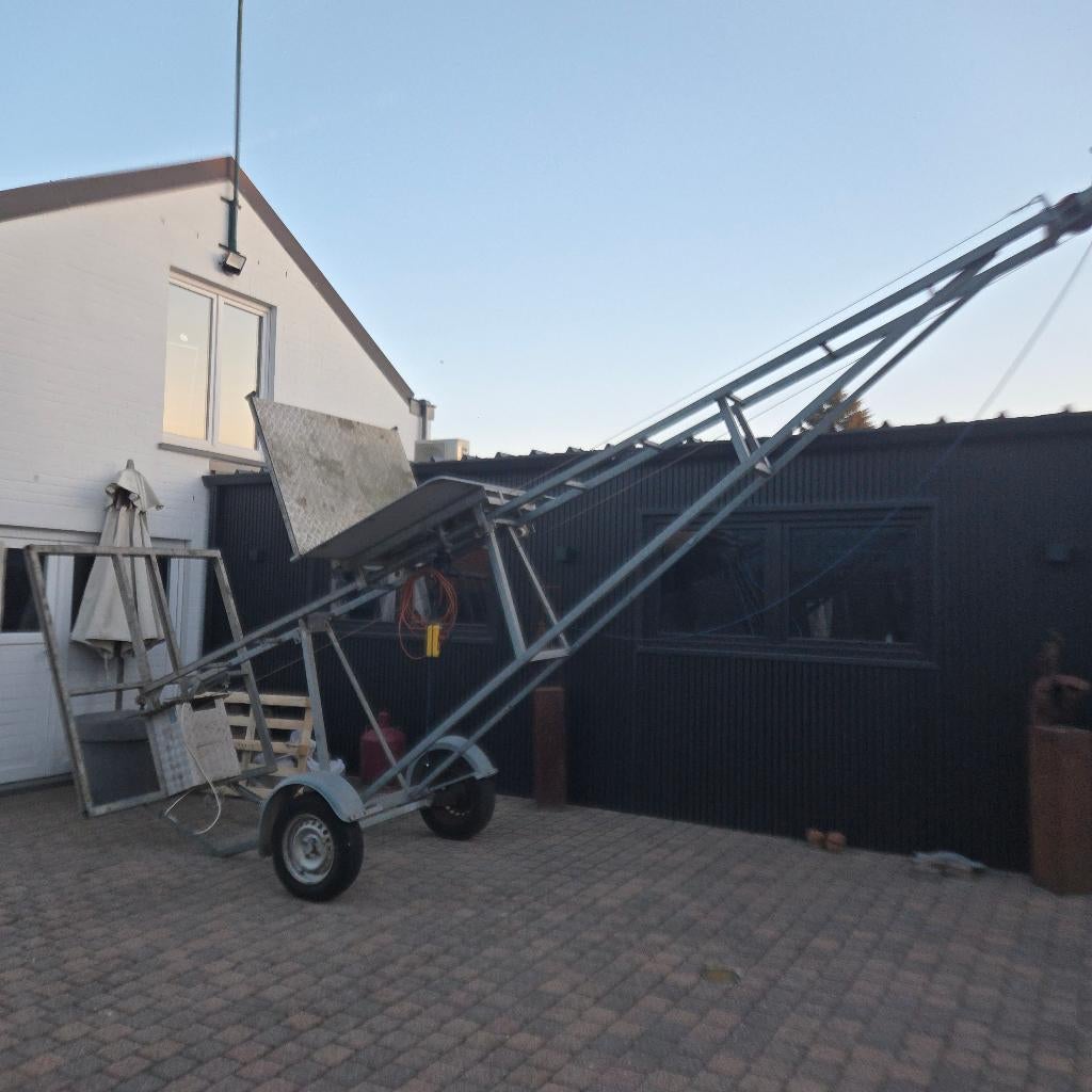 bouwlift, Ophalen, Gebruikt