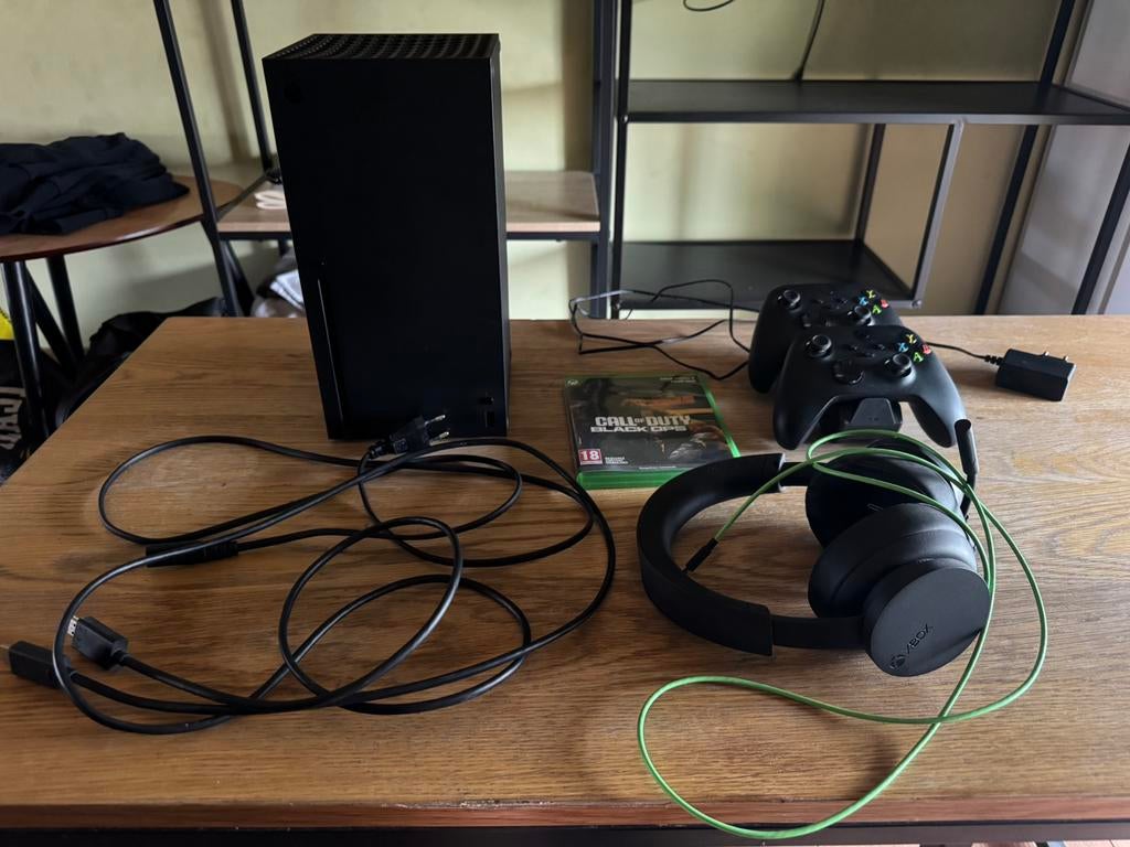 Xbox Series X, Consoles de jeu & Jeux vidéo, Consoles de jeu | Xbox Series X & S, Enlèvement, Comme neuf, Xbox Series X