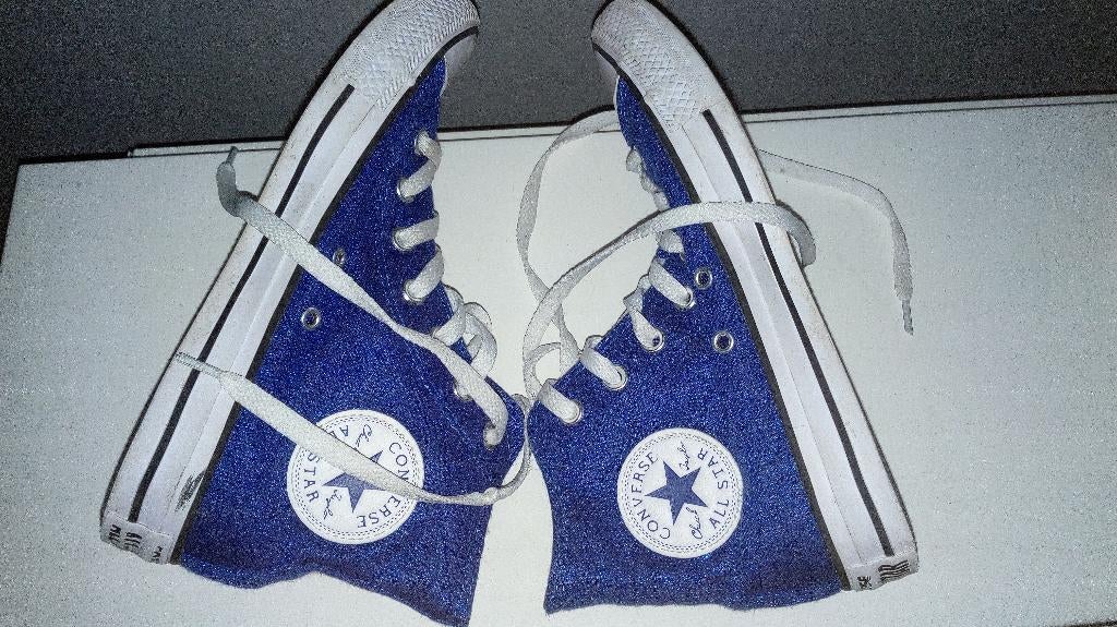converses a paillettes pointure 37, Enfants & Bébés, Vêtements enfant | Chaussures & Chaussettes, Enlèvement ou Envoi
