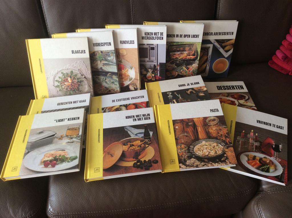 Encyclopédie de cuisine AH, Enlèvement, Comme neuf, Autres types