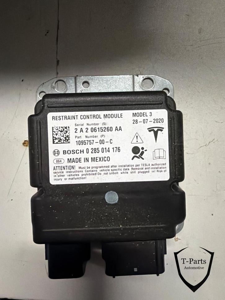 Tesla model 3 airbag module, Auto-onderdelen, Elektronica en Kabels, Gebruikt