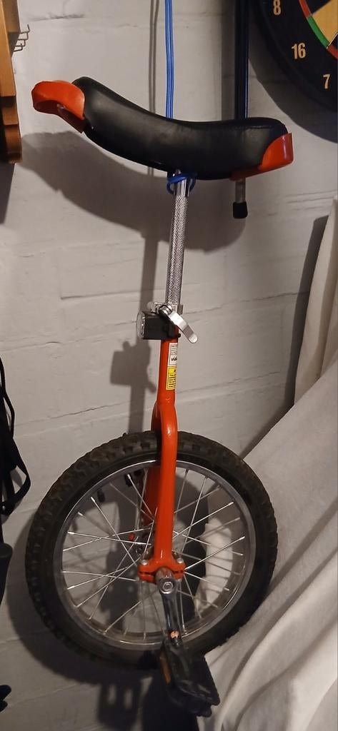 Eenwieler en skate bords, Enlèvement