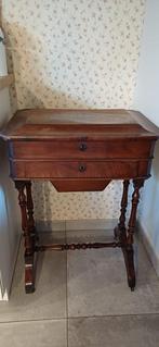 Antiek naaikastje, Antiek en Kunst, Ophalen