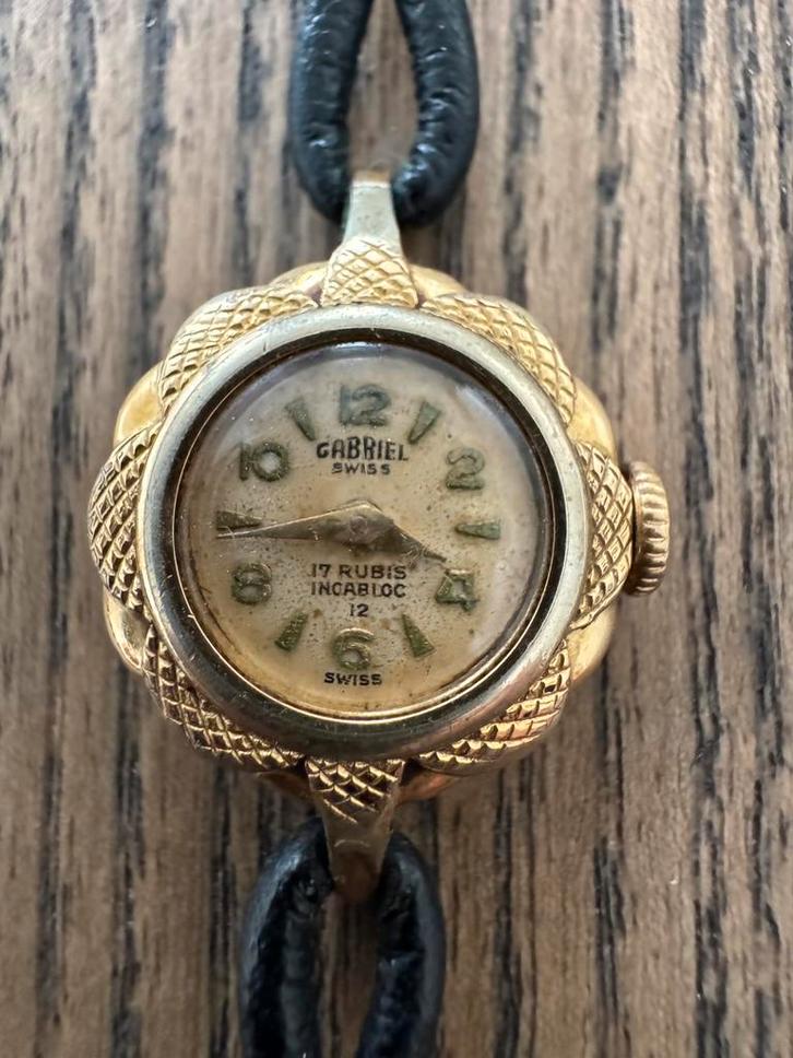Montre vintage Gabriel Swiss mécanique – 17 rubis Incabloc, Bijoux, Sacs & Beauté, Accessoires Autre, Utilisé, Enlèvement ou Envoi