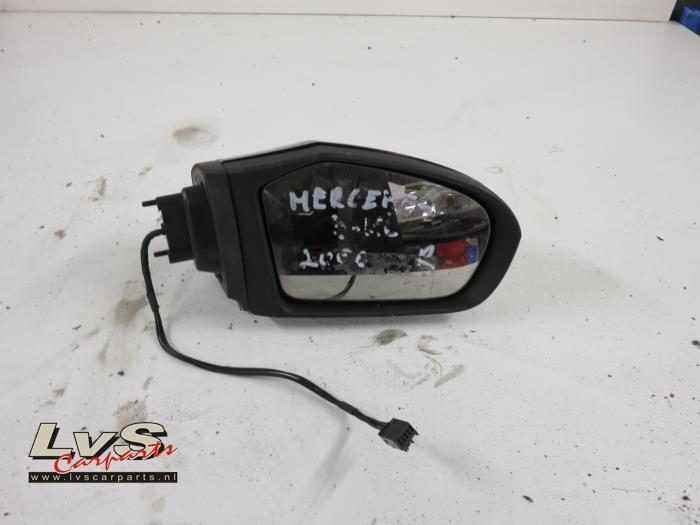 Buitenspiegel rechts van een Mercedes B-Klasse, Gebruikt, -, Ophalen of Verzenden, -