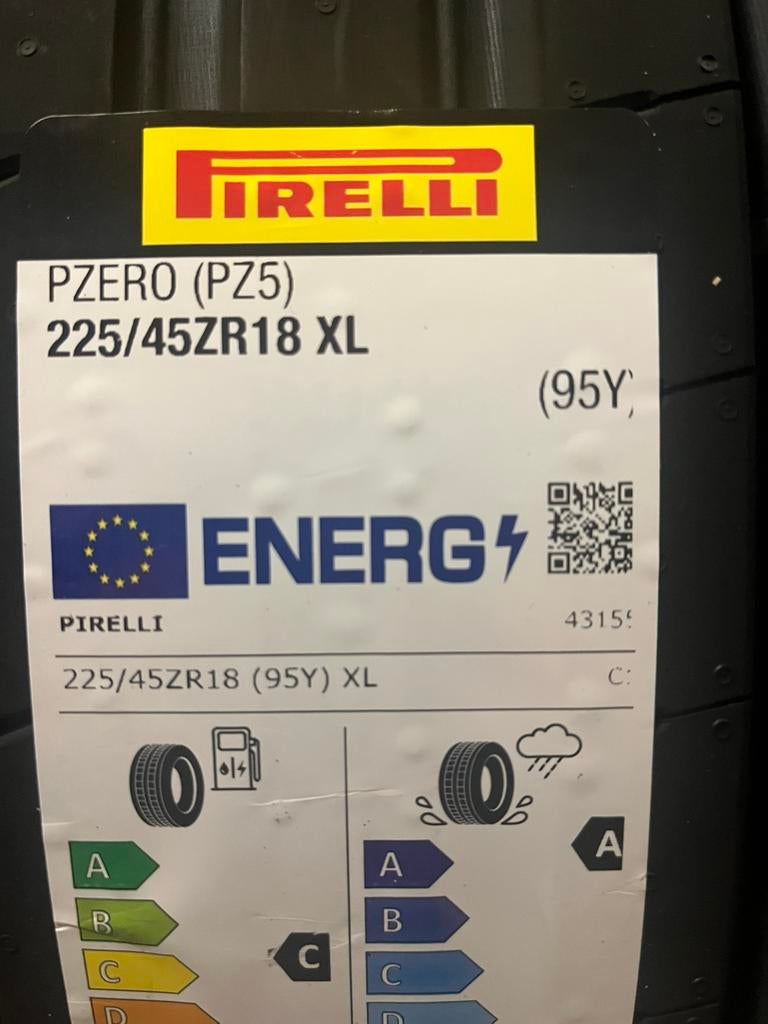 ‼️Énorme liquidation pneus neufs a prix fou ‼️, Auto-onderdelen, Banden en Velgen, Band(en), Zomerbanden, 18 inch, 225 mm, Personenwagen