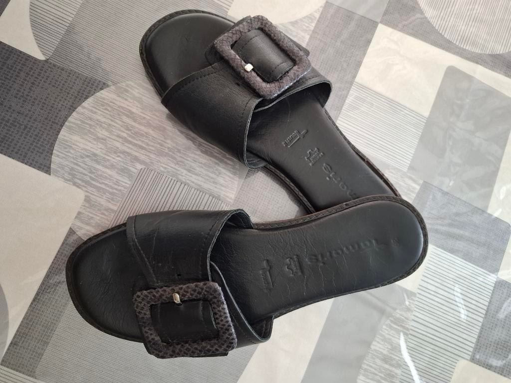 Tamaris, tongs, taille 39, Enlèvement ou Envoi, Sandales de bain