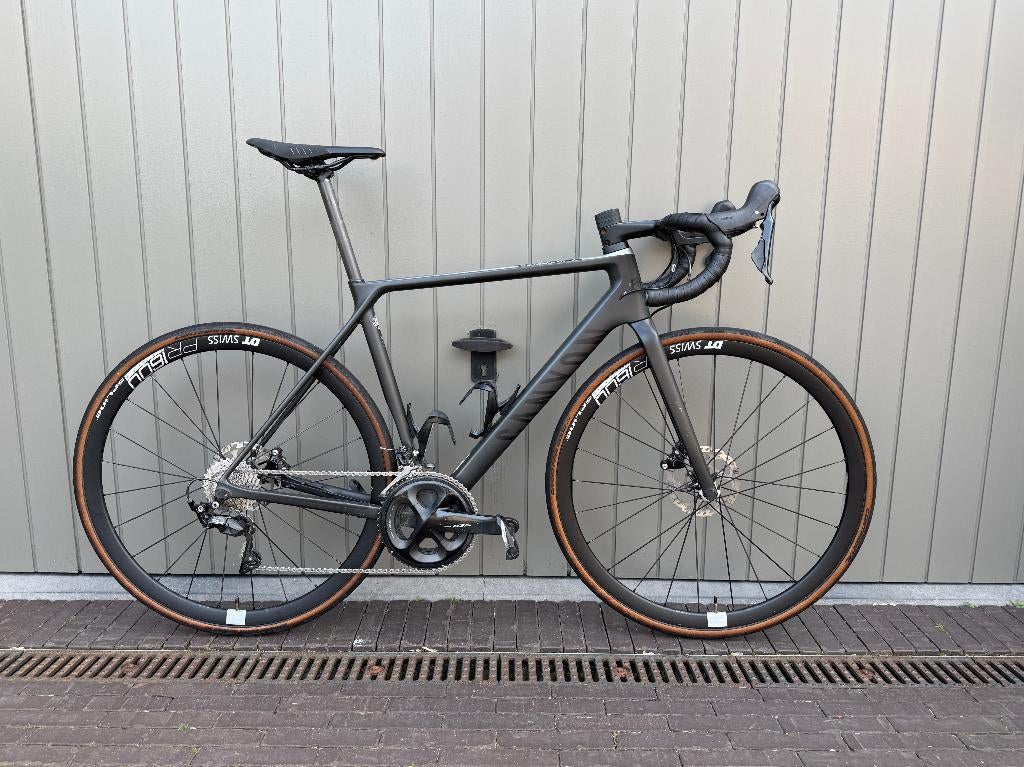 Canyon Ultimate CF SL Disc 2020 — Taille M, Vélos & Vélomoteurs, Vélos | Vélos de course, Utilisé, Hommes, Autres marques, Plus de 20 vitesses